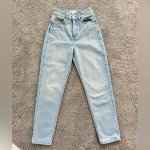 H&M High Rise Light Wash Jeans sz 2